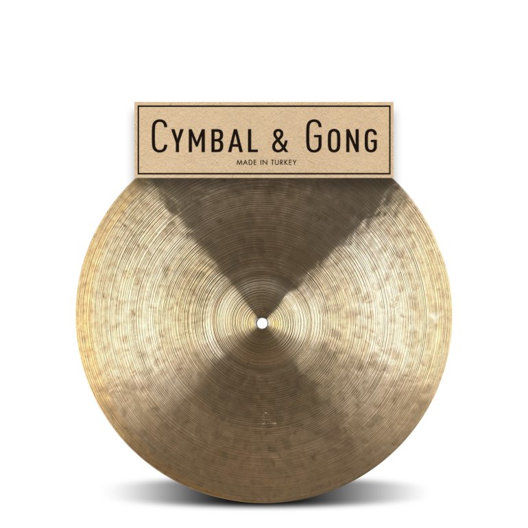 Cymbal & Gong Holy Grail 18" Crash - set forfra på hvid baggrund