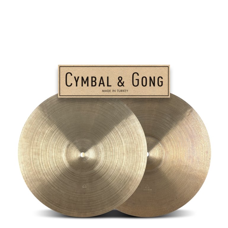 Cymbal & Gong Holy Grail 14" Hihat - set forfra på hvid baggrund