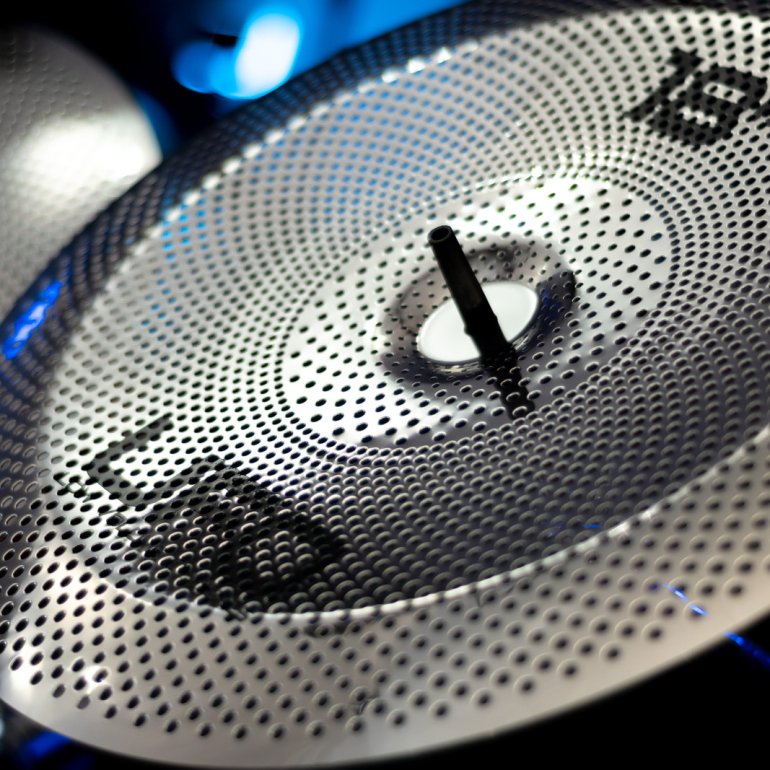UFO 18" Low Volume China